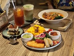 澳式早餐-Common Table · Brunch & Coffee