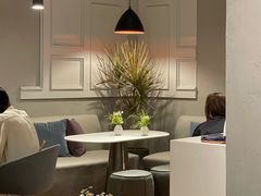 -潮一不贰·法式甜品·生日蛋糕·西式简餐(外滩店)