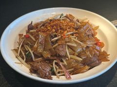 -蝴蝶里·粤菜·点心(滨江龙湖店)
