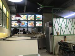 -莅香岛港式餐厅(滨江道店)