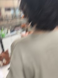 -镁连社·美联社