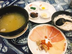-桥香园云南过桥米线(金马碧鸡店)
