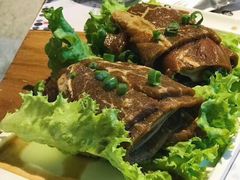 -仨仨米炭火烤肉