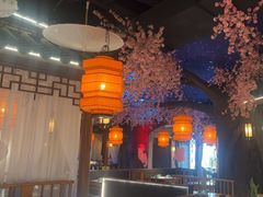 -荷塘秋月·本帮江浙菜(国权路店)