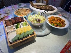 -鑫裕园三个拿手菜(白堤路店)