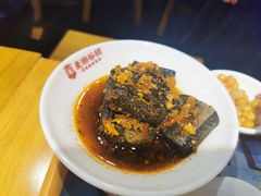 -呷佬·长沙手工米粉(金沙江路店)