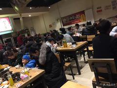 大堂-范贤光鸡公煲(平乐园总店)
