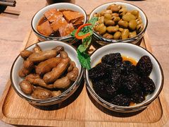 咸亨四味拼-香园茶社·金陵小灶(老门东店)