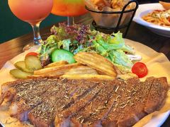 -The Cheebat 锌吧·Bistro(体育西店)