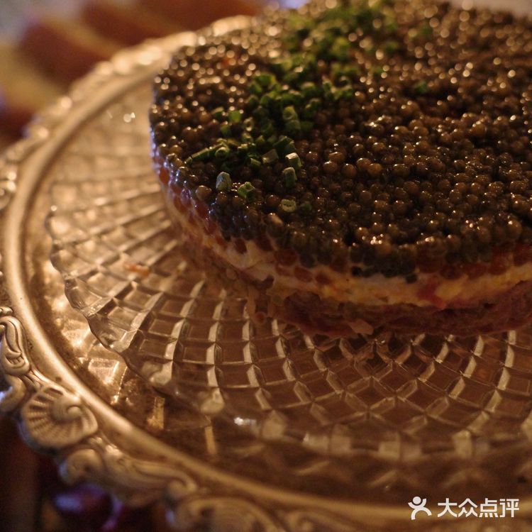 在上海过生日，送什么蛋糕蕞有排场?