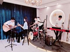 -乐尚音乐空间·钢琴·声乐·架子鼓(会展中心店)