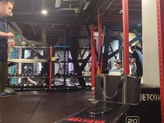 -懒人Club健身(三迪中心店)
