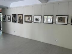 -龙慧画框·裱画配框工厂店