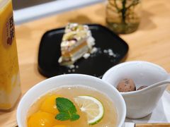 枇杷雪梨银耳羹-炖物24章·顺时轻养茶(杭州大厦店)