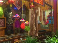 -亮欢寨酸汤鱼(沙冲路店)