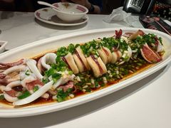 -炆艺乳鸽·煲仔饭大排档(望京来广营店)