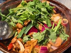 -胡须佬鸡煲四季火锅(海雅缤纷城店)