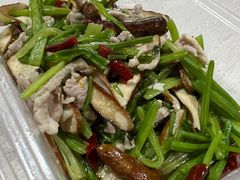 芹菜三丝-凡老头米线砂锅(古荡新村西粮站)
