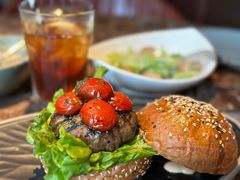 -Let'sBURGERplus·非常创意汉堡(三里屯店)