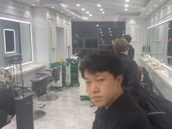 -镁连社·美联社