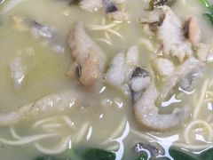 -明呈黄鱼面馆(斜土路店)