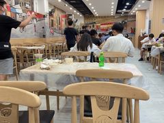 大堂-江城燕子大排档(江汉路步行街店)