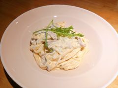 意大利传统车轮面-新贝乐意大利餐厅(苏州中心店)