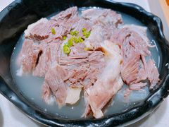 清汤新仙牛腩-新仙清汤牛腩(铜锣湾店)