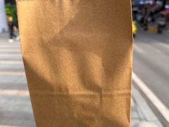 -蜜蜂小象·榴莲千层蛋糕(时代汇11栋店)