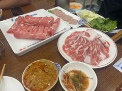 -楼外楼大刀肉传统火锅居(博学路店)