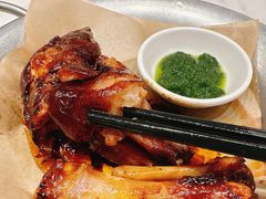 入口即化红猪蹄-和府捞面(曹路花园城店)