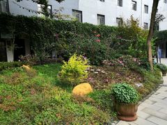-千滋百味·醉江澜花园餐厅(街道口店)
