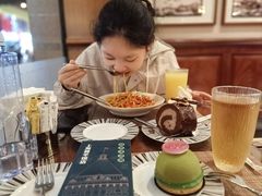 -上海和平饭店维克多咖啡厅 Victor's