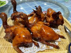 红烧乳鸽-石岐乳鸽村(南海第三分店)