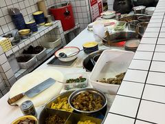 -三镇卤货二公司(汉街店)