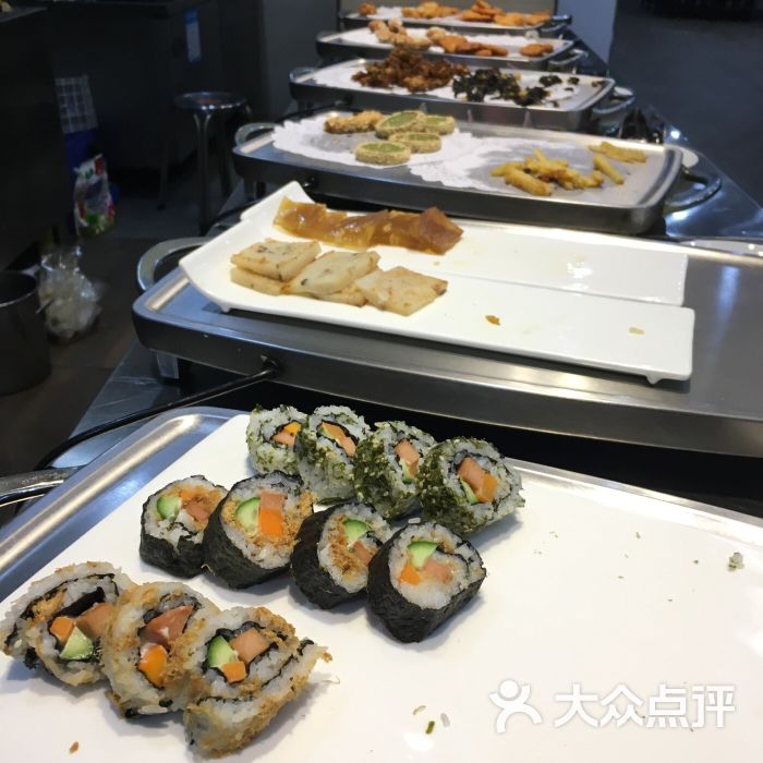 厦门鸿山寺素食自助图片