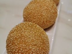 流心大煎堆-稻香酒家·33年老字号·港式粤菜(富邦中心店)