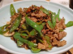 -聚鑫朋酸菜肥肠(九龙仓店)