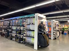 -迪卡侬(西三旗店)