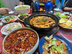 -崴海渔村(虹梅路店)