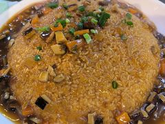 -缘来聚·徽菜名店(黄山宏村店)