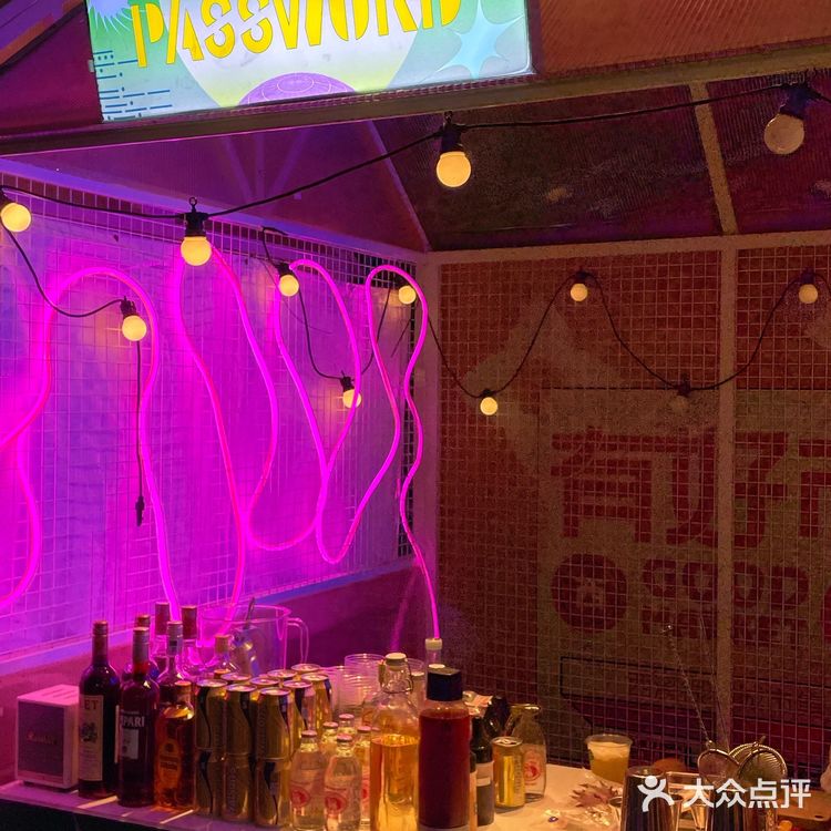 西溪银泰微醺节：用酒精拯救emo
