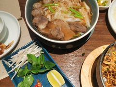 -港丽餐厅(杭大店)