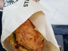 -星巴克(香港国际机场44号闸店)