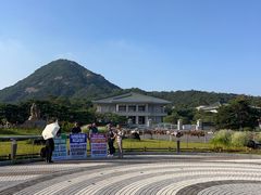 -青瓦台舍廊房