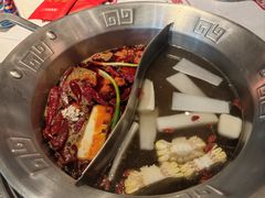 -大芊金重庆串串火锅(南京路店)