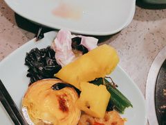 -金滏山烤肉·海鲜·火锅自助餐厅(襄阳万达店)