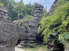 -梭布垭石林景区