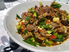 泡辣椒炒牛肉-壹盏灯(蚂蚁工房店)