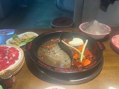 -牛市坎火锅(建设路店)